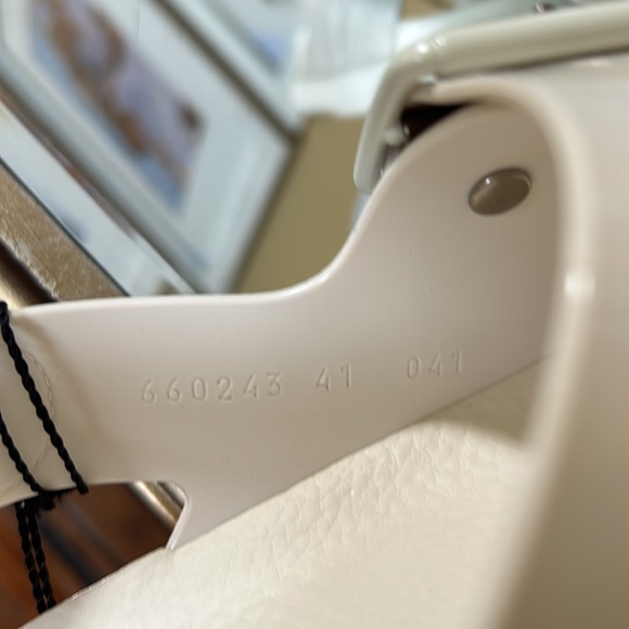 Gucci Dusty white Rubber Sandals size 41(11) - Picture 8 of 12